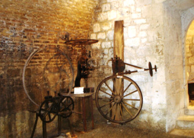 St Maurin Musée - photo cellier - charron