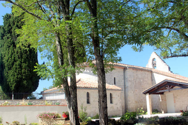 Church of Saint Pierre es Liens of Grayssas